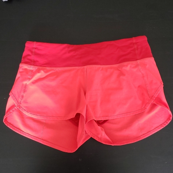 lululemon athletica Pants - Lululemon Speed Up shorts 2.5"